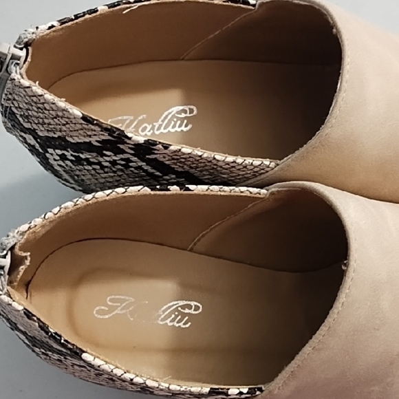 Creamy Tan and Black Mules with Snake Print Accents Zip Back 2" Heel Shoes - Picture 6 of 13